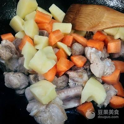 清炖排骨怎么做最好吃，清炖排骨怎么煮才好吃（清炖排骨的做法）