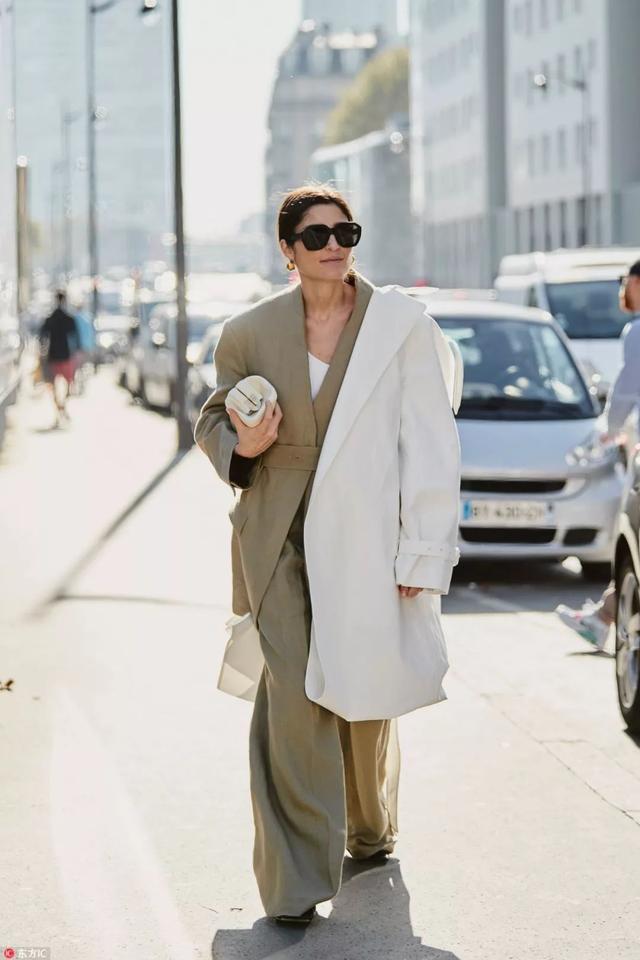 蚂蚁竞走十年了，蚂蚁竞走十年了什么梗（感谢你终于离开了我的衣橱）