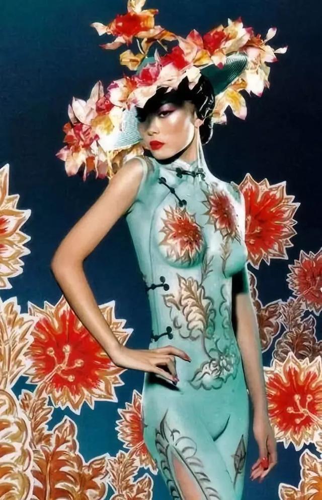 人面桃花别样红，人面桃花别样红意思（人体国画，美的盛宴）