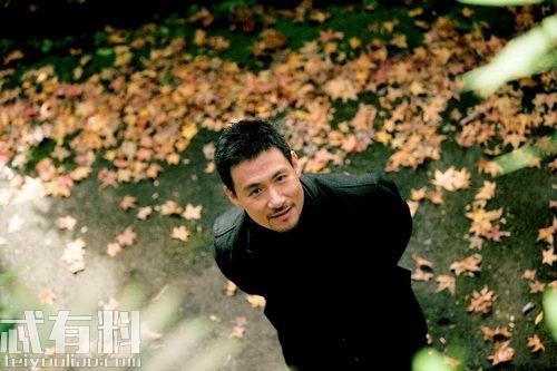 背包歌词，背包歌曲原唱苏有朋（抖音一起呼叫没有烦恼是什么歌谁唱的）