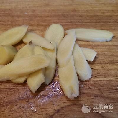 如何煮鸡汤，炖鸡汤怎么炖好喝（元气！全能鸡汤的做法）