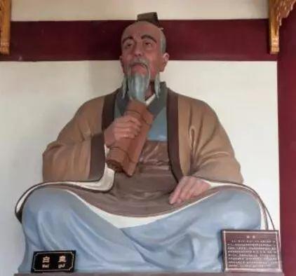 今日黄历财神方位，2022年每日财神方位（一年的财运就看今天）