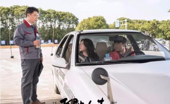 飞驰人生结局张驰怎么样了，飞驰人生结局是什么意思（沈腾饰演的张弛结局到底有没有死）