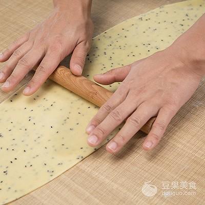 炸麻叶的做法和配方，家庭炸麻叶的做法（炸麻叶的做法）