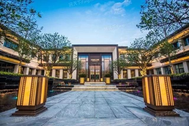 一见钟情再见倾心，一见钟情再见倾心是什么意思（北漂的他为爱回家置业）