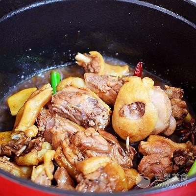 烧鸭子的家常做法，让你停不下筷子的红烧鸭子