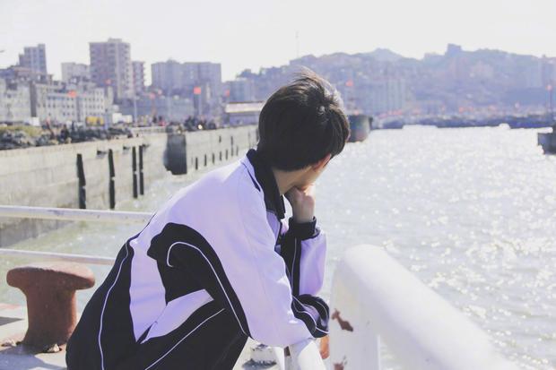 地久天长的内容大概，地久天长故事情节（王小帅《地久天长》到底讲了啥）