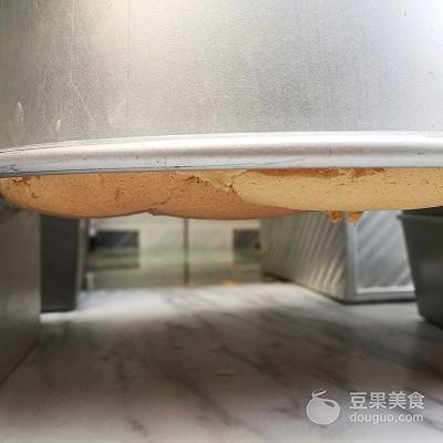 草莓蛋糕。，草莓蛋糕的寓意是什么（春暖花开抺茶草莓蛋糕图片）