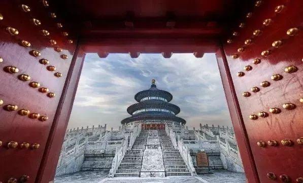 为什么叫紫禁城，故宫为何叫紫禁城（红色的故宫为何要叫“紫禁城”）