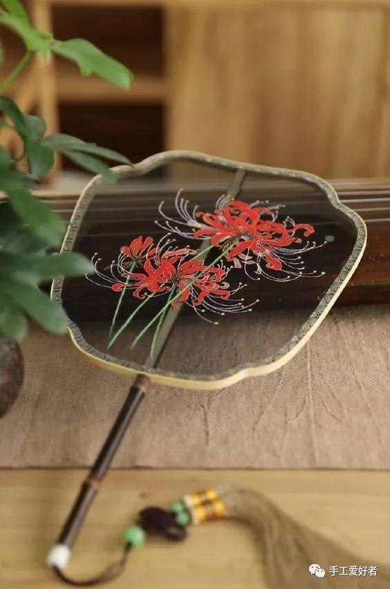 古风扇子做法 古风扇子做法简述，古风扇子做法（传统工艺，轻罗小扇扑流萤）