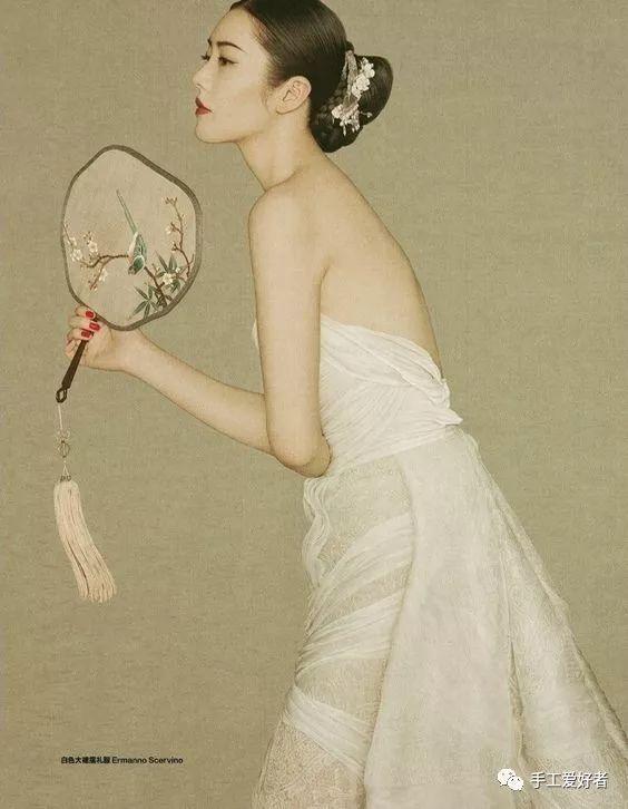 古风扇子做法 古风扇子做法简述，古风扇子做法（传统工艺，轻罗小扇扑流萤）