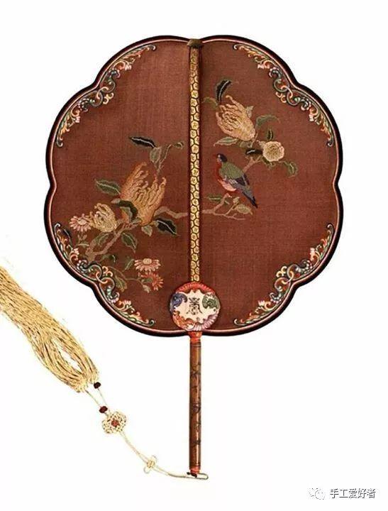 古风扇子做法 古风扇子做法简述，古风扇子做法（传统工艺，轻罗小扇扑流萤）