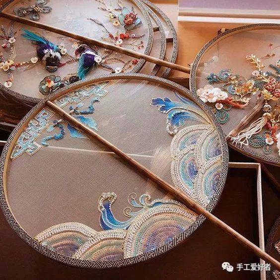 古风扇子做法 古风扇子做法简述，古风扇子做法（传统工艺，轻罗小扇扑流萤）