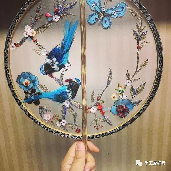 古风扇子做法 古风扇子做法简述，古风扇子做法（传统工艺，轻罗小扇扑流萤）