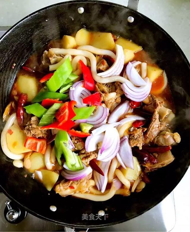 黄焖羊肉的做法最正宗的做法，黄焖羊肉：味道鲜美