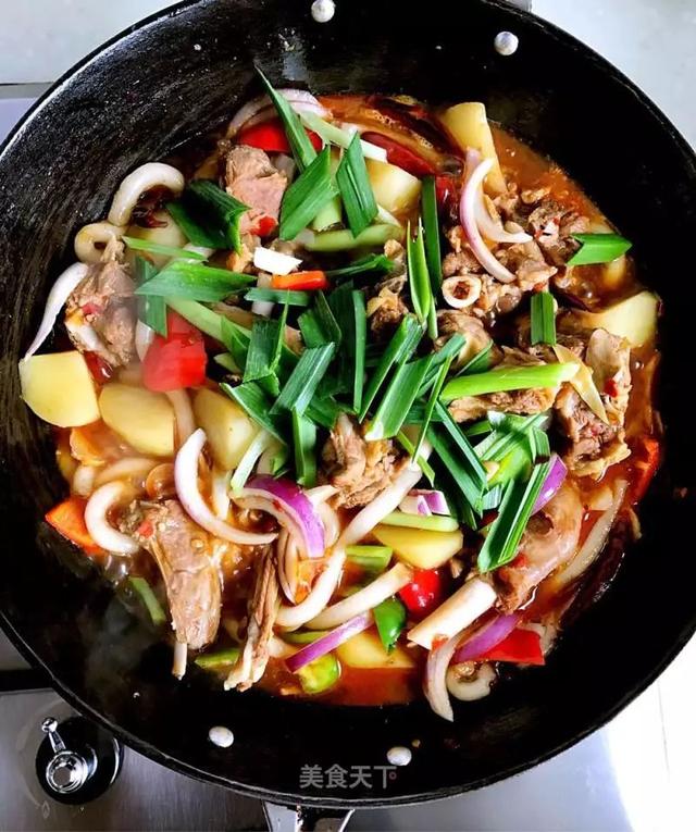 黄焖羊肉的做法最正宗的做法，黄焖羊肉：味道鲜美