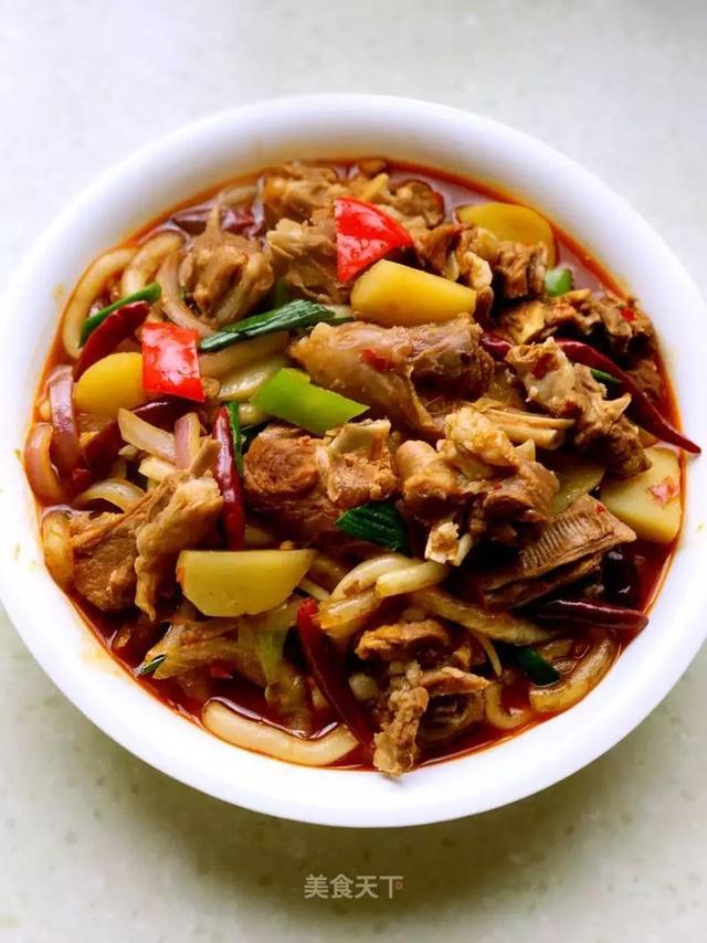 黄焖羊肉的做法最正宗的做法，黄焖羊肉：味道鲜美