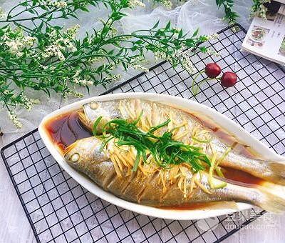 清蒸小黄鱼的做法,小黄鱼如何做好吃(#精品菜谱挑战赛#快手正餐)