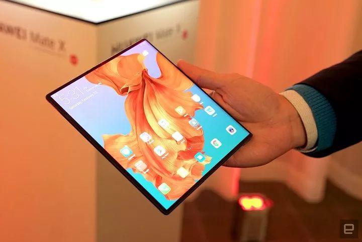 牛画精品欣赏100幅，5G+折叠黑科技、3秒下载1G