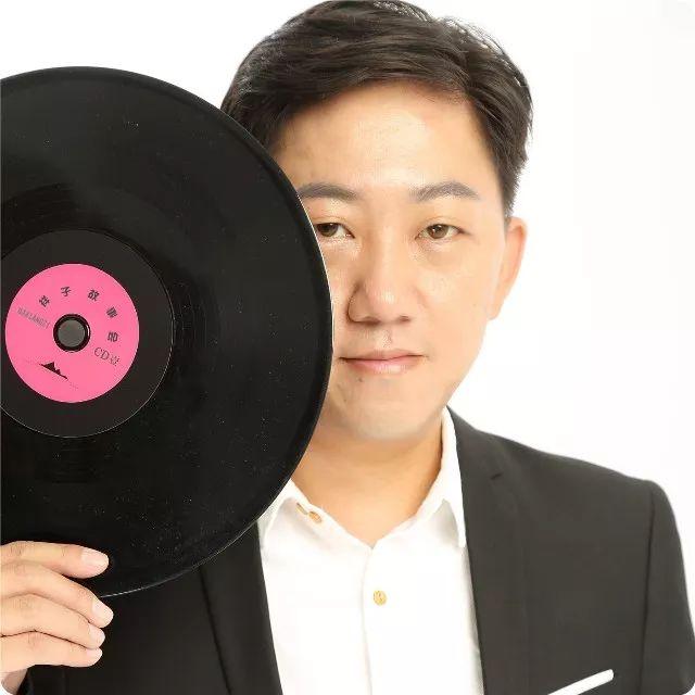 三只小熊韩语歌词，三只小熊歌词（晚安故事——《三只小熊》）