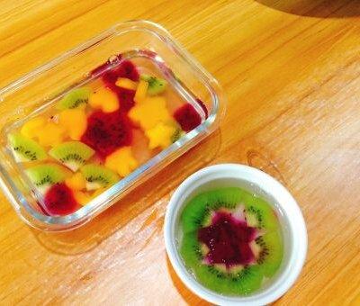 果冻的制作方法，果冻的制作方法是什么（#春季食材大比拼#零失败+自制缤纷果冻）