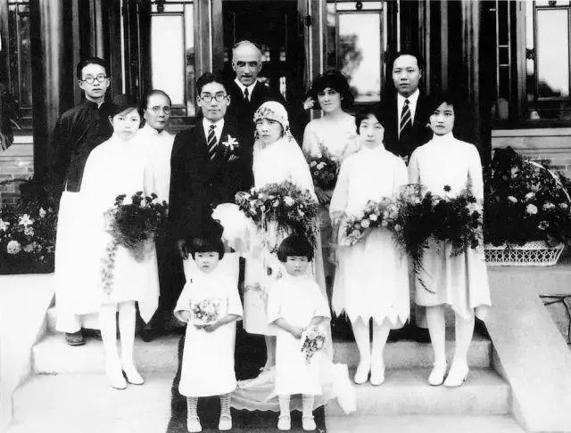 一壶冰心在玉壶指什么，一片冰心在玉壶的玉壶意思（夜话丨一片冰心在玉壶）