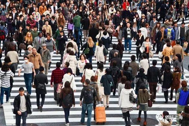 小赤佬上海话是什么意思，小赤佬是哪里方言（上海话里“各色各样”的人）