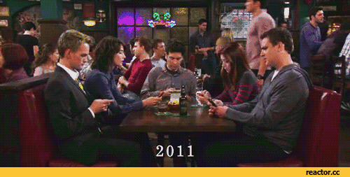 玩尬的是什么意思，尬是什么意思（团建，成年人的大型尴尬现场）