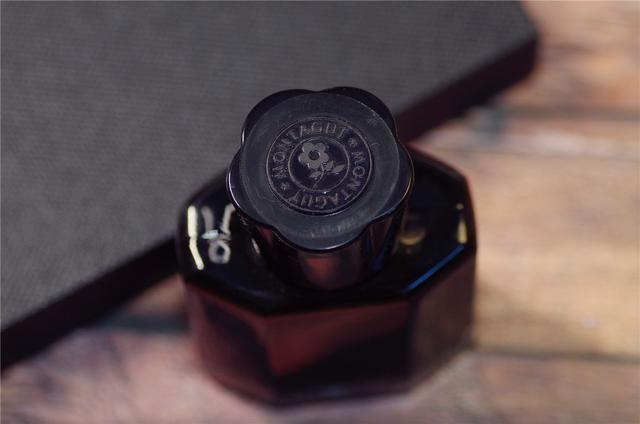 f尖是多少mm，百乐ef尖是多少mm（一个成功的老板需要一套好钢笔）