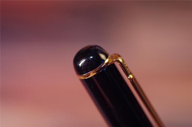 f尖是多少mm，百乐ef尖是多少mm（一个成功的老板需要一套好钢笔）