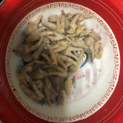 网红泡椒凤爪的做法 柠檬，网红泡椒凤爪的做法（回味无穷的网红柠檬泡椒凤爪来拯救你的胃。）