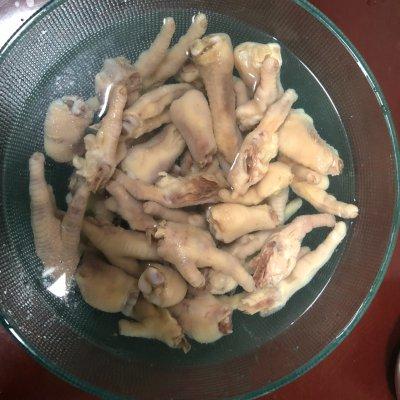 网红泡椒凤爪的做法 柠檬，网红泡椒凤爪的做法（回味无穷的网红柠檬泡椒凤爪来拯救你的胃。）