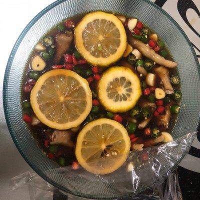 网红泡椒凤爪的做法 柠檬，网红泡椒凤爪的做法（回味无穷的网红柠檬泡椒凤爪来拯救你的胃。）