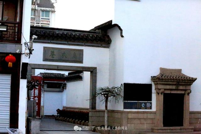 纤纤玉手下一句该怎么说，纤纤玉手词句（一捧秦淮水）