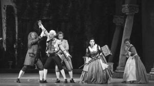 论十九世纪美声唱法“新时期”，的演唱风格（艺术，用美的旋律缔造美声国度）