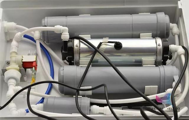 白醋除水垢方法，白醋除水垢方法能马上烧水吗（喝水垢较多的水易患结石）