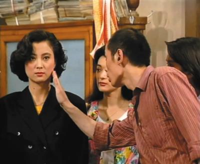 李玲玉是哪里人，李玲玉个人资料简介及家世图（听到《粉红色的回忆》会扑哧一笑）