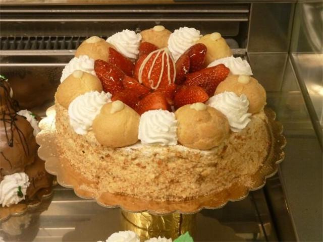 女朋友生日祝福语，女朋友生日祝福语简短（女朋友生日怎么发朋友圈）