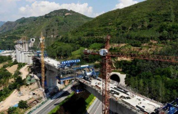 荆岳铁路开通时间，史上最长最先进重载铁路10月1日通车