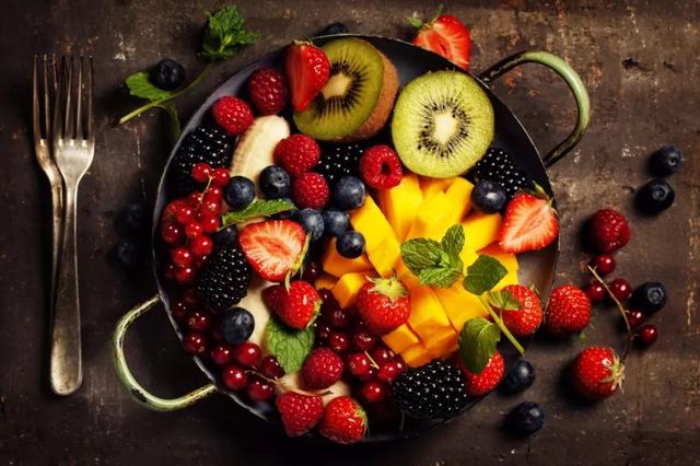 饭后吃什么水果好，饭后吃什么水果有助于消化减肥（水果能不能饭后吃）