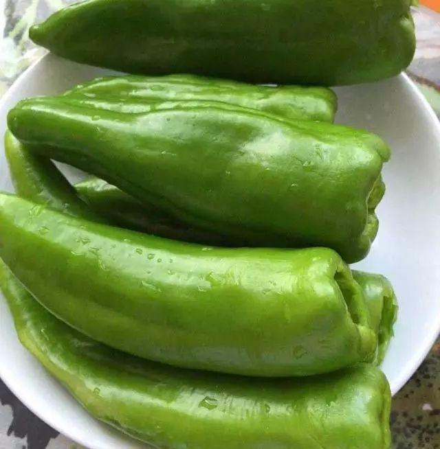 虎皮尖椒的家常做法，虎皮尖椒、虎皮青椒的家常做法