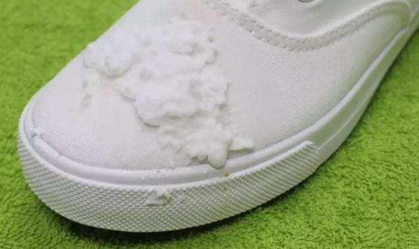 碳酸氢钠的作用，碳酸氢钠的作用有哪些（学会这些，清理起来更加轻松）