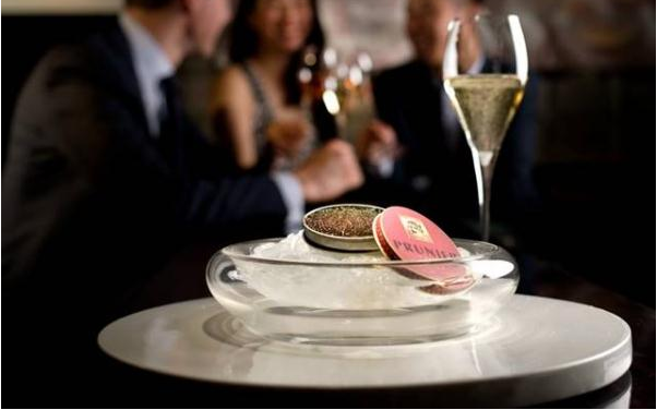 鱼子酱是什么东西，鱼子酱是什么（一盒23308美元）