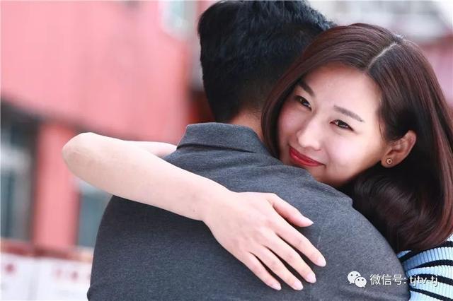 刘家媳妇中的邝玲结局，刘家媳妇中的邝玲结局是什么（30《刘家媳妇》婚礼被砸）