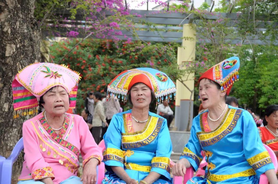 思阳服饰（三月三）