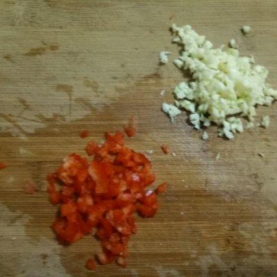 花菇怎么做好吃，干花菇怎么做好吃（这样的家常菜–凉拌花菇）