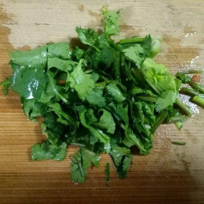 花菇怎么做好吃，干花菇怎么做好吃（这样的家常菜–凉拌花菇）