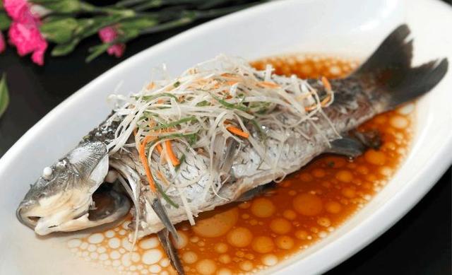 24节气清明饮食习俗 各地的清明节食俗，24节气清明饮食习俗（各地特色食俗你知道了多少）