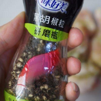 烤鸡翅的做法烤箱，烤箱烤鸡翅（这样的超简单又香嫩的烤翅根你吃过吗）