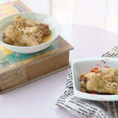 烤鸡翅的做法烤箱，烤箱烤鸡翅（这样的超简单又香嫩的烤翅根你吃过吗）